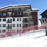 Stenata Huge To Door