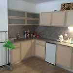 Stenata Huge To Door