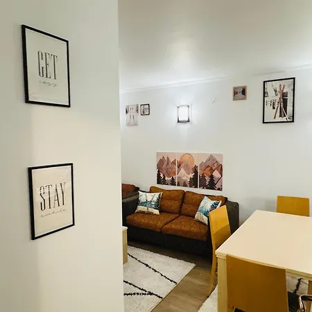 Stenata Huge To Door Pamporowo