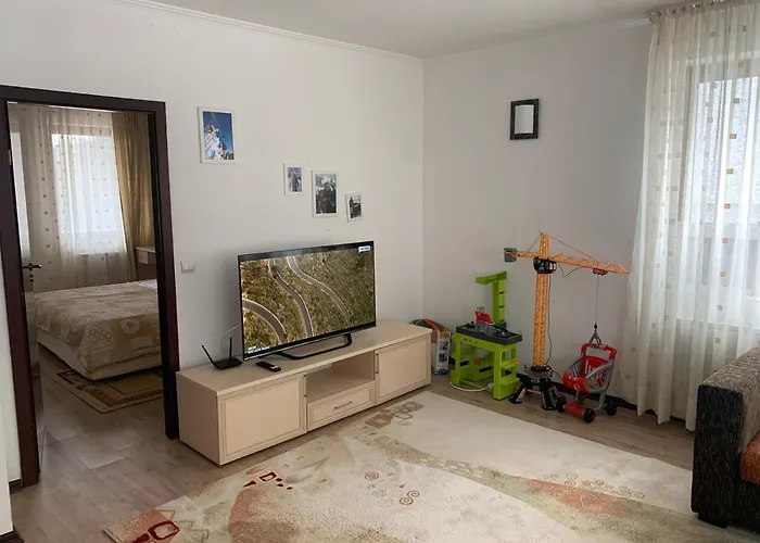 Stenata Huge To Door Pamporowo