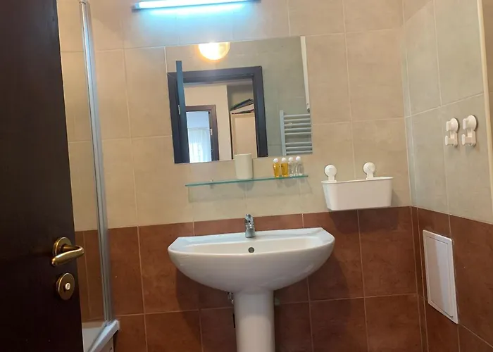 Stenata Huge To Door Pamporowo