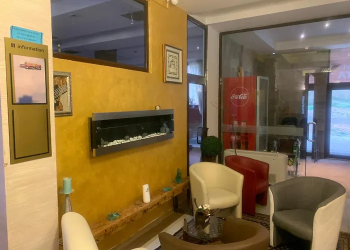 Stenata Huge To Door *