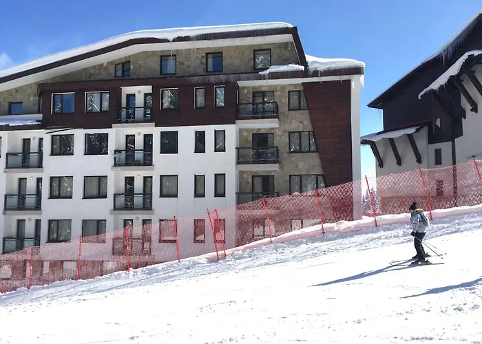 Stenata Huge To Door