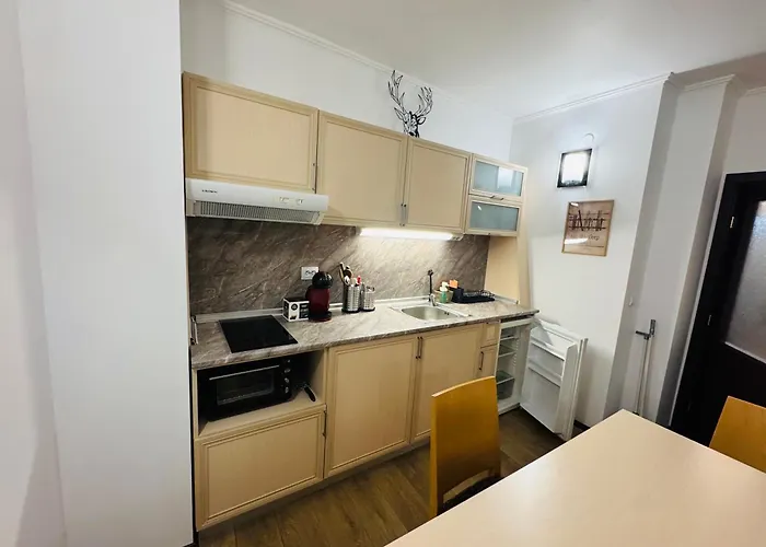 Stenata Huge To Door * Pamporowo