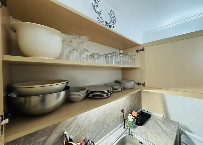 Stenata Huge To Door Pamporowo