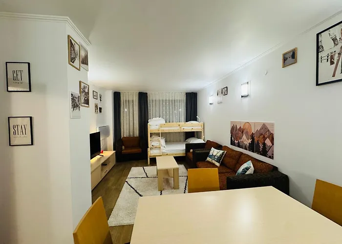 Stenata Huge To Door Apartament *