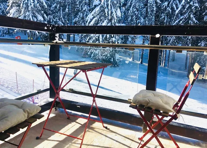 Stenata Huge To Door